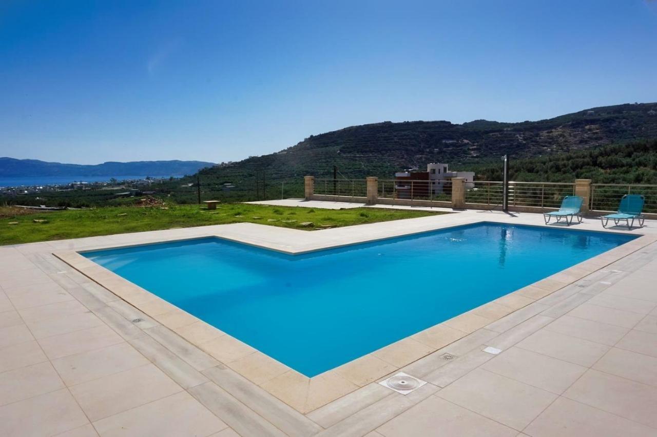 Villa Stylianos And Studios Kissamos Exterior photo